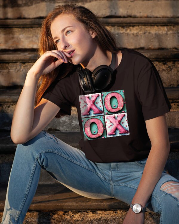 Koszulka na Walentynki XOXO – Uściski i Pocałunki